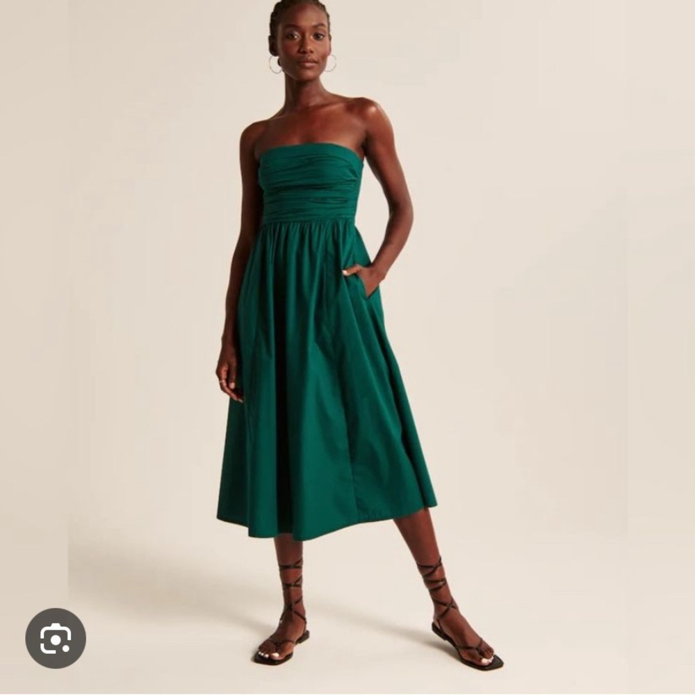 Abercrombie and Fitch Emerson Strapless Midi Dress